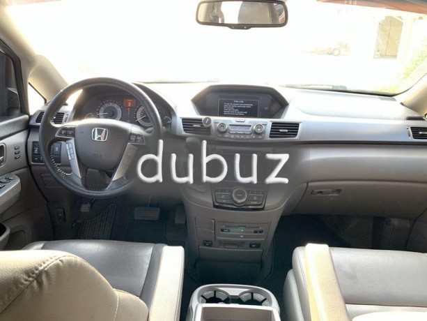 expat-owned-clean-car-for-sale-big-8