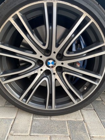 bmw-540i-m-sport-2017-top-of-the-line-under-warranty-service-contract-till-april-2022-big-0