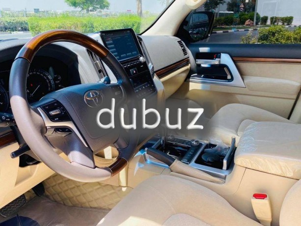 toyota-land-cruiser-vxr-v8-57l-gcc-khlyjy-big-6