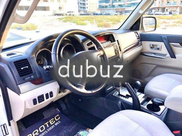 mitsubishi-pajero-gls-35-2016-gcc-original-paint-big-6