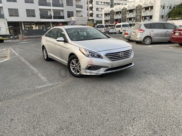 hyundai-soanata-silver-2015-clean-and-in-very-good-condition-big-3