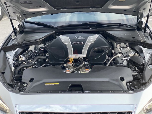 infinity-q50-twinturbo-super-clean-lady-drive-big-4