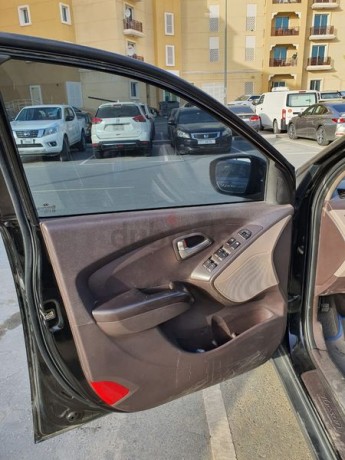 hyundai-tucson-2014-gls-20-l-25900-aed-urgent-sale-big-0