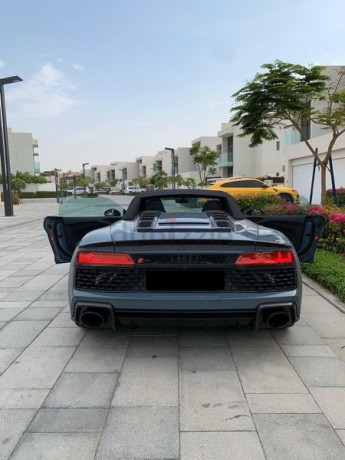 the-new-r8-spyder-2020-big-1