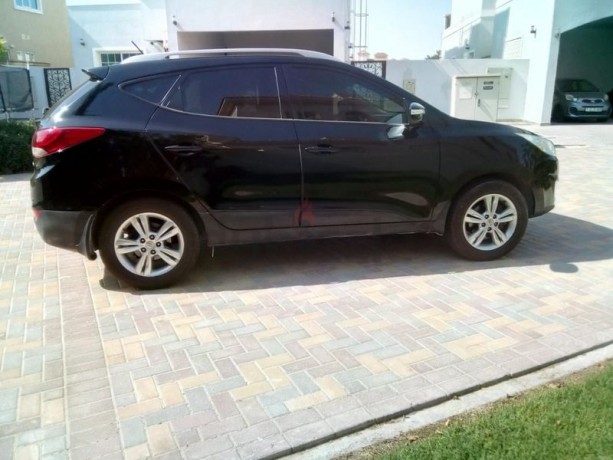 4x4-hyundai-tucson-2014gccblack-coloraccident-free-big-9