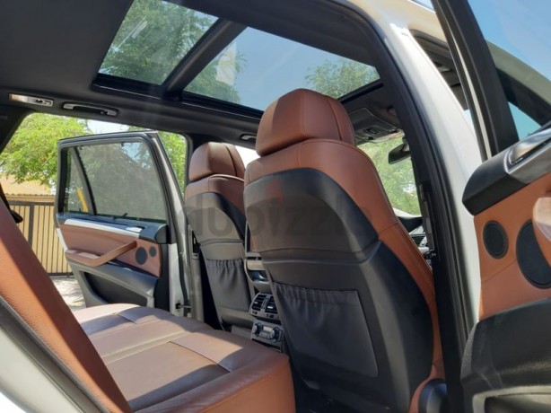 2013-bmw-x5v850x-drive-gcc-big-6