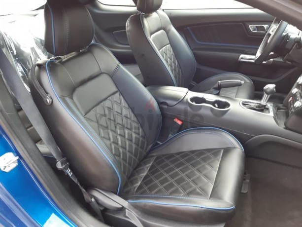2017-mustang-coupe-6-cylinder-big-1