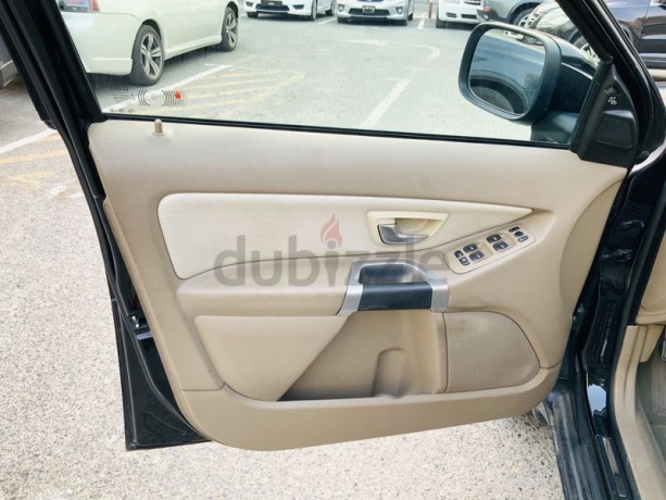 volvo-xc90-2013-model-gcc-specs-with-full-agency-service-in-excellent-condition-big-3