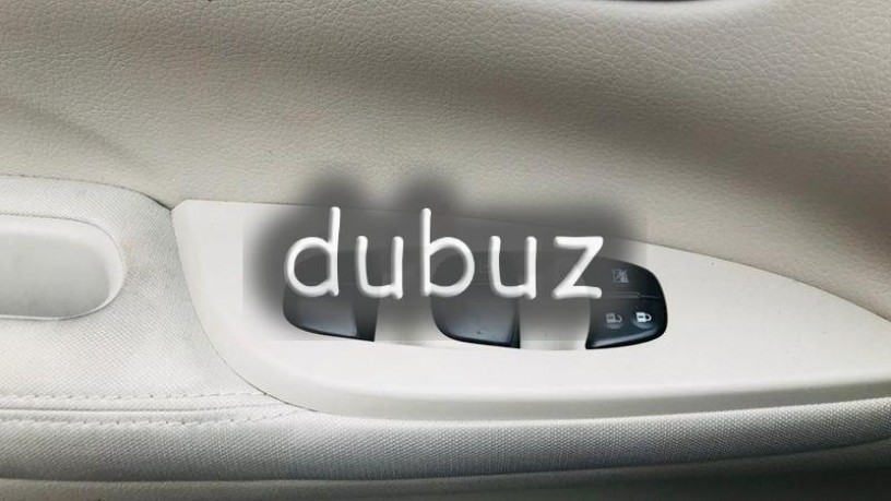 a-well-kept-nissan-tiida-hatchback-model-2015-gcc-specification-big-12