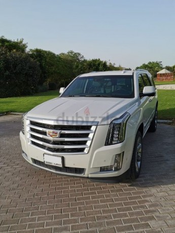 2017-escalade-premium-under-warranty-big-7
