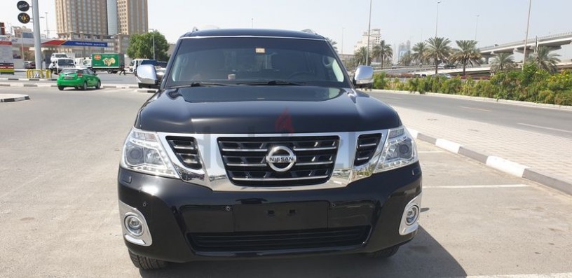 2015-nissan-patrol-se-platinum-lady-owned-in-the-palm-jumeirah-big-4