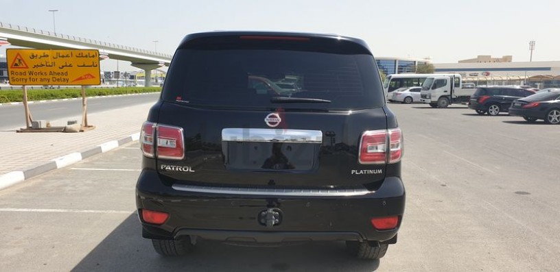 2015-nissan-patrol-se-platinum-lady-owned-in-the-palm-jumeirah-big-3