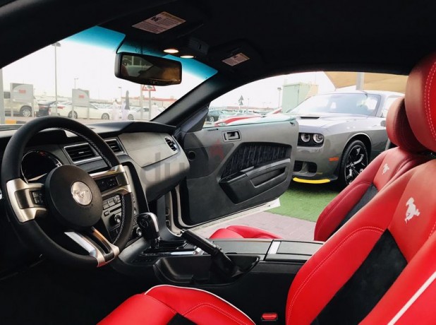 red-leather-interiorcustom-rimsv6automatic-negotiable-big-8