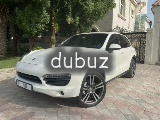 
                            
                            Porsche Cayenne S White 2011 Low Mileage  Super Clean
                            
                        