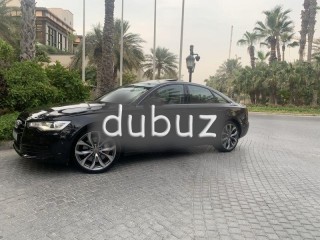 
                            
                            AUDI A6 Quattro 3.0 engine top of the range
                            
                        