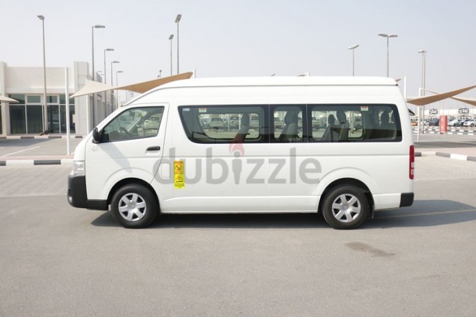 toyota-hiace-gl-15-seater-hi-roof-passenger-bus-big-6