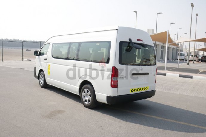 toyota-hiace-gl-15-seater-hi-roof-passenger-bus-big-4