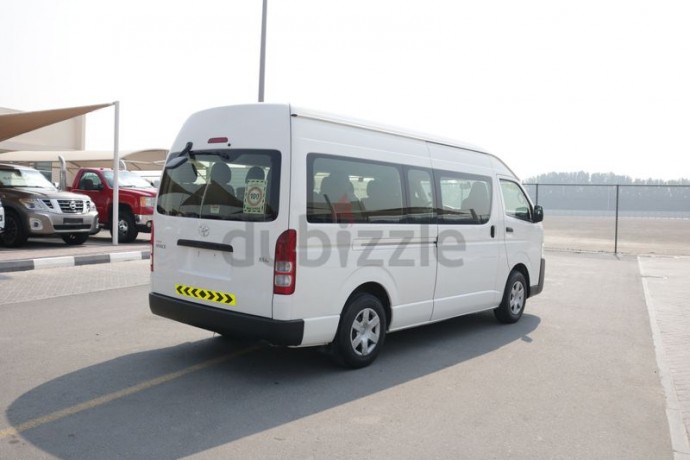 toyota-hiace-gl-15-seater-hi-roof-passenger-bus-big-3