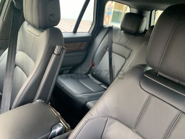 range-vouge-2019-5-years-warranty-and-contract-service-and-electric-side-steps-gcc-big-9