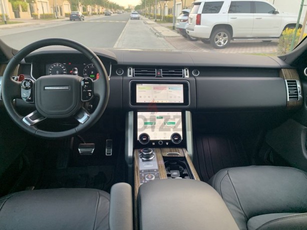 range-vouge-2019-5-years-warranty-and-contract-service-and-electric-side-steps-gcc-big-7