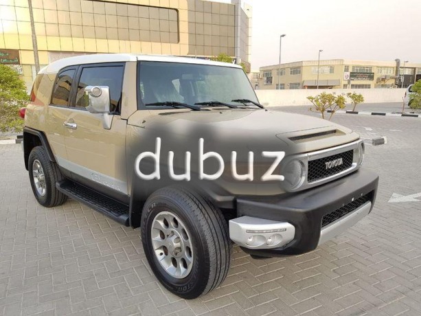 toyota-fj-2012-gcc-in-excellent-condition-big-5
