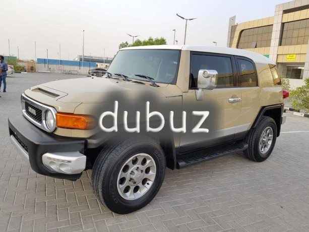 toyota-fj-2012-gcc-in-excellent-condition-big-3
