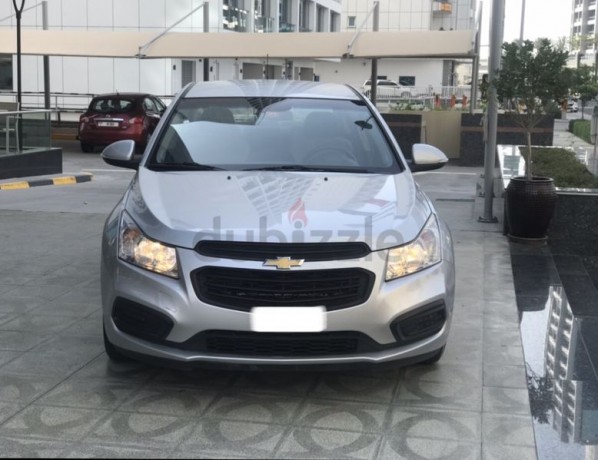 cruze-18-2016-gcc-original-paint-low-mileage-brand-new-big-7