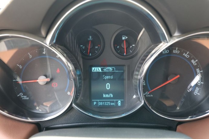 inspected-car-2016-chevrolet-cruze-lt-18l-full-chevrolet-service-history-warranty-gcc-specs-big-0