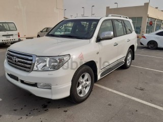 
                            
                            Toyota Land Cruiser VXR I 2011
                            
                        