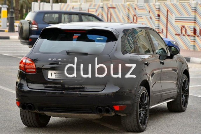 porsche-cayenne-s-full-options-gcc-in-prefect-conditions-big-3