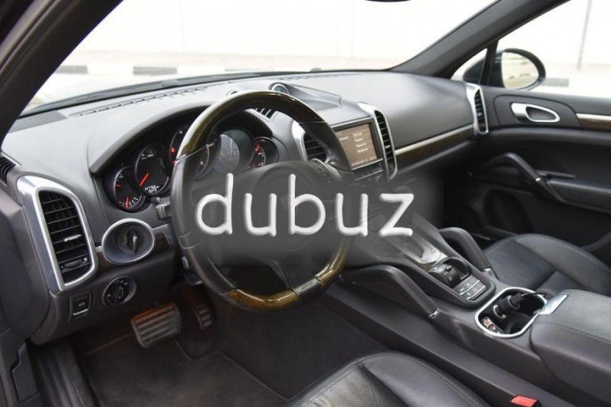 porsche-cayenne-s-full-options-gcc-in-prefect-conditions-big-2