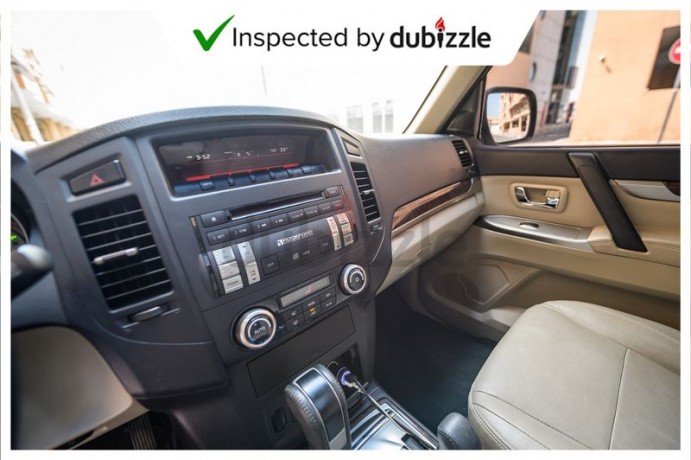 aed745month-2014-mitsubishi-pajero-gls-35l-full-service-history-7-seater-gcc-specs-big-5
