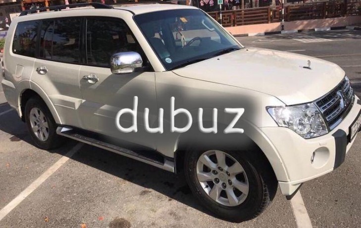 mitsubishi-pajero-top-range-35-gls-big-3