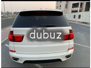 
                            
                            07 SEATER FAMILY BMW X5 2011 Model V8 4.8 L Top of the range  GCC full OPTION
                            
                        