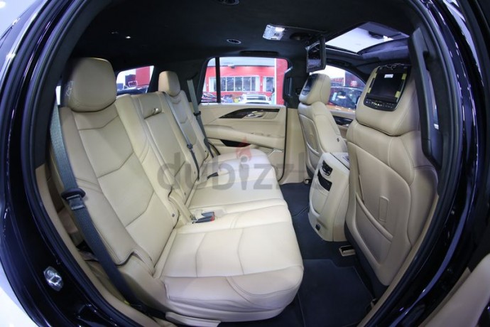 2019-cadillac-escalade-platinum-i-gcc-specs-i-warranty-and-service-contract-i-mint-condition-big-9