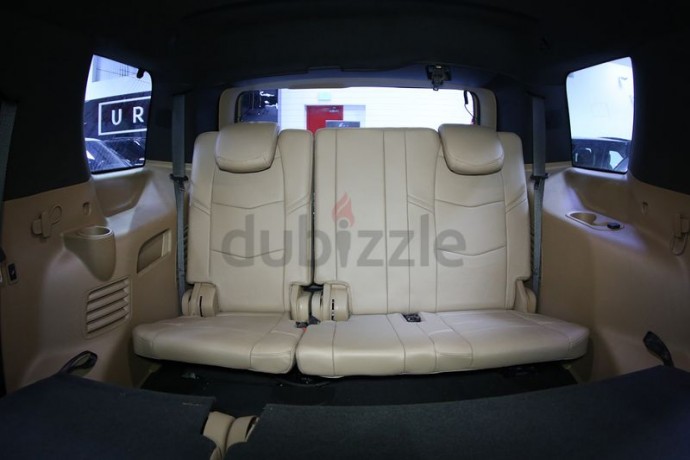 2019-cadillac-escalade-platinum-i-gcc-specs-i-warranty-and-service-contract-i-mint-condition-big-6