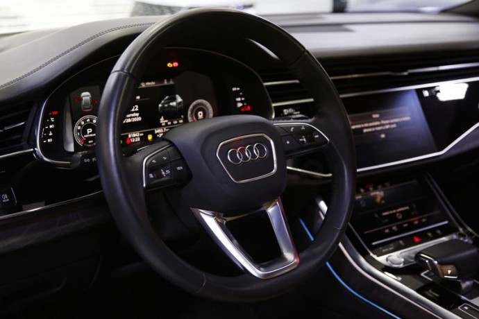 2019-audi-q8-55-tfsi-in-navarra-metallic-blue-perfect-condition-with-warranty-big-11