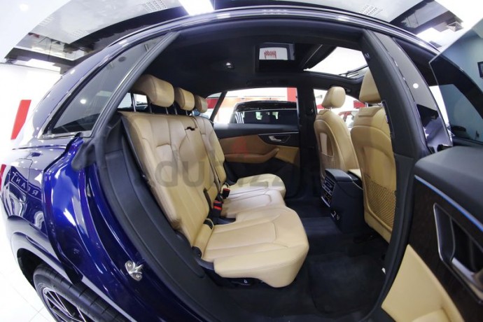 2019-audi-q8-55-tfsi-in-navarra-metallic-blue-perfect-condition-with-warranty-big-6