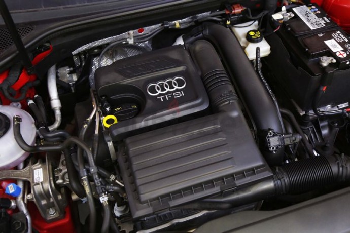 2019-audi-a3-35-tfsi-in-a-perfect-condition-under-warranty-i-gcc-specs-big-3