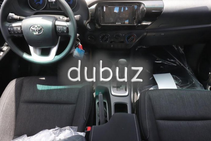 toyota-hilux-27l-2020-big-0