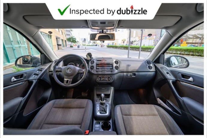 aed1049month-2015-volkswagen-tiguan-20l-full-volkswagen-service-history-gcc-specs-big-5