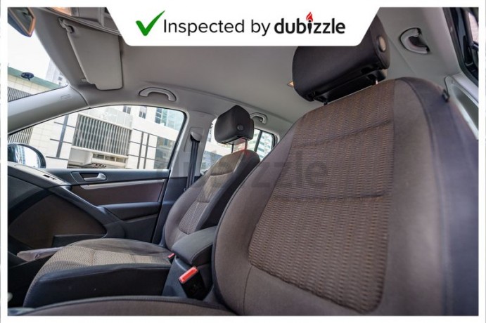 aed1049month-2015-volkswagen-tiguan-20l-full-volkswagen-service-history-gcc-specs-big-3