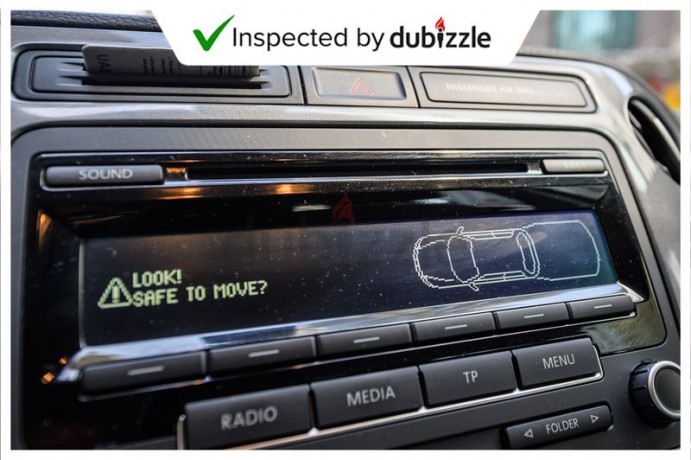 aed1049month-2015-volkswagen-tiguan-20l-full-volkswagen-service-history-gcc-specs-big-1