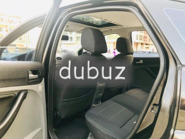 a-well-kept-ford-focus-2010-gcc-specs-less-km-with-alloy-wheel-sunroof-big-15