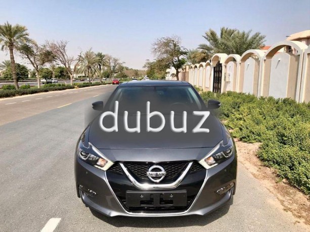 original-paint-nissan-maxima-model-2018-gcc-specs-sunroof-camera-navigation-big-4