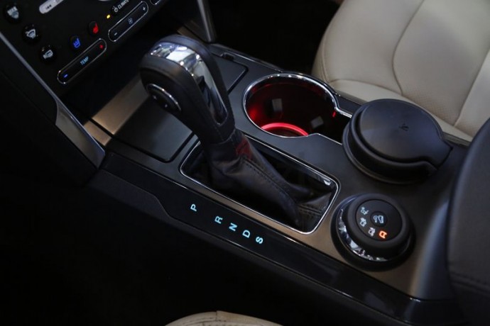 brand-new-2018-ford-explorer-limited-with-rear-entertainment-under-warranty-and-service-contract-big-7