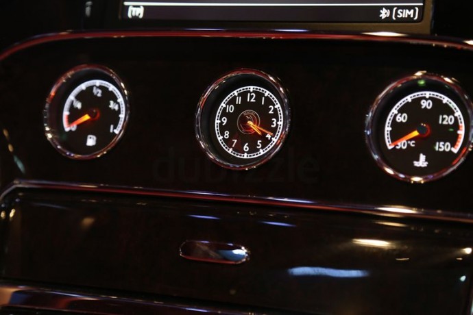 2016-mulsanne-speed-fully-loaded-gcc-fsh-refrigerator-i-diamond-stitch-i-luxury-compartment-big-12