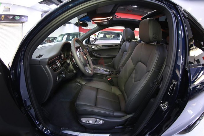 2019-brand-new-porsche-macan-s-under-warranty-big-14