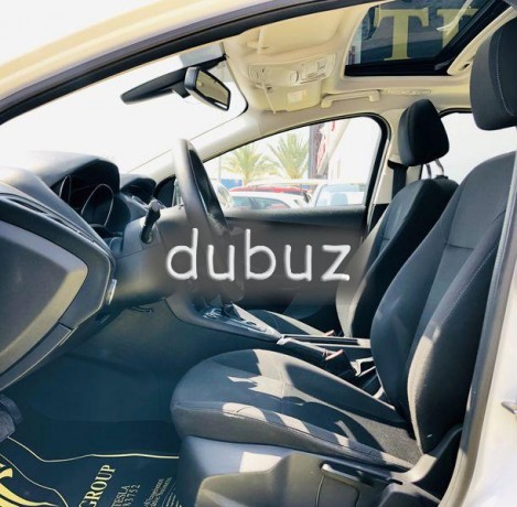 trend-focus-ecoboost-gcc-2017-dealer-warranty-free-service-21102022-491-dhs-monthly-big-4