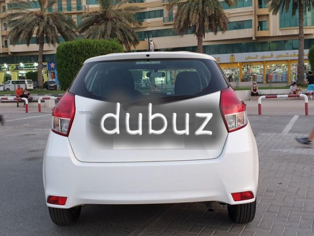 toyota-yaris-hb-2017-model-13l-full-service-history-big-3